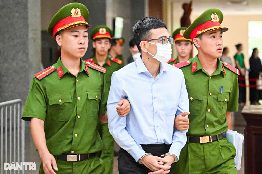 Ông Trịnh Văn Quyết và 2 em gái hầu tòa sau khi khắc phục đủ 2.500 tỷ đồng - 5