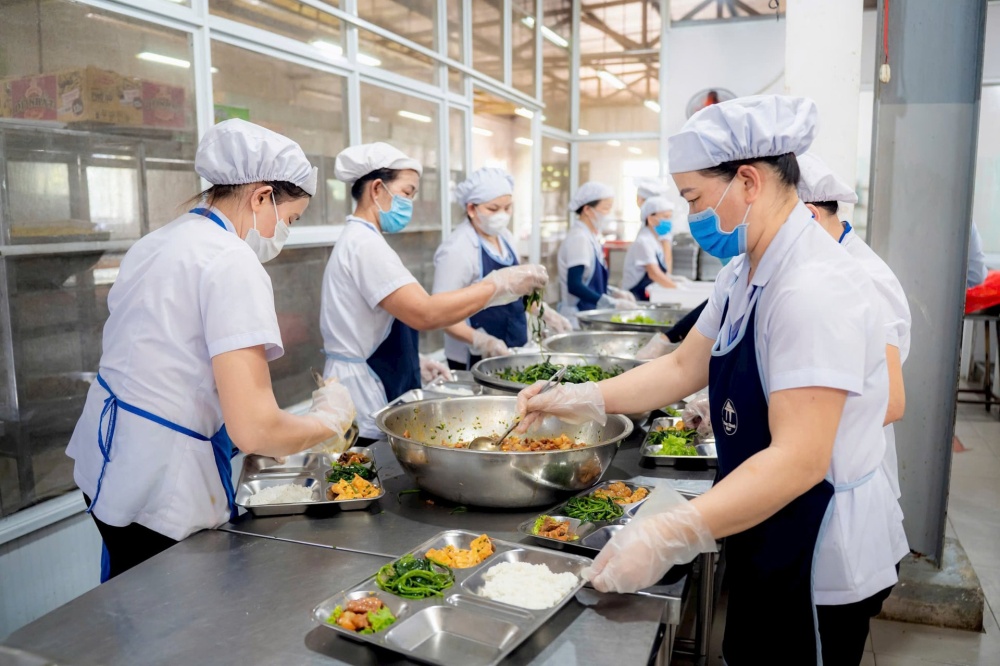 Vì bữa ăn ca an toàn, đảm bảo vệ sinh cho người lao động