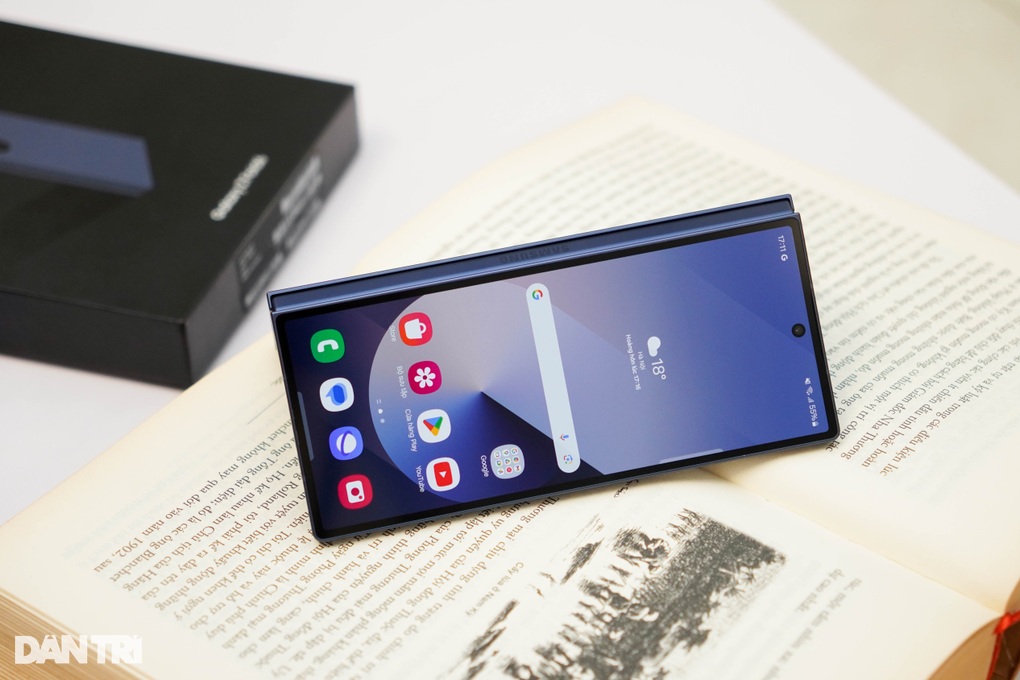 Giá Galaxy Z Fold6 chạm đáy tại Việt Nam - 2 Giá Galaxy Z Fold6 chạm đáy tại Việt Nam - 2