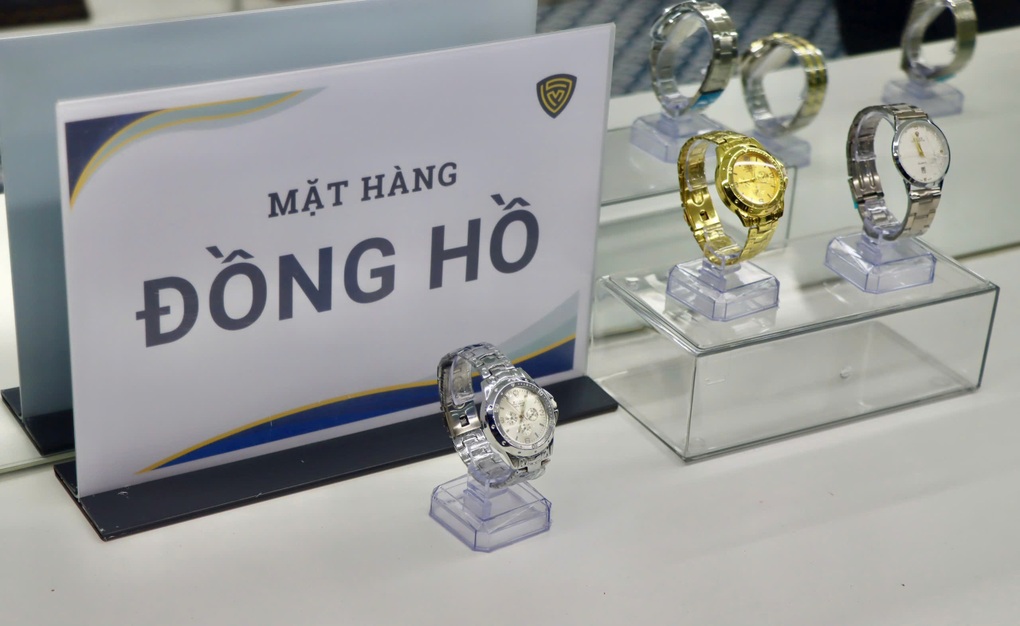 Bóc lý do hàng giả, nhái tồn tại nhiều năm mới lộ diện - 1 Bóc lý do hàng giả, nhái tồn tại nhiều năm mới lộ diện - 1