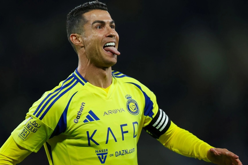C.Ronaldo tuyên bố đanh thép sau khi nhận “núi tiền” từ Al Nassr - 1 C.Ronaldo tuyên bố đanh thép sau khi nhận “núi tiền” từ Al Nassr - 1