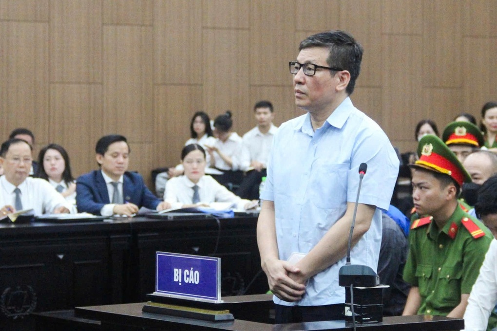 Cựu Chủ tịch Vĩnh Phúc Lê Duy Thành xin tòa trả lại hơn 28 tỷ đồng - 1 Cựu Chủ tịch Vĩnh Phúc Lê Duy Thành xin tòa trả lại hơn 28 tỷ đồng - 1
