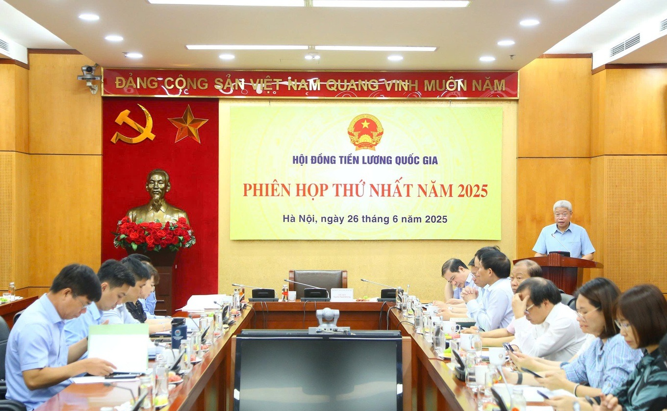 Đề xuất tăng lương tối thiểu vùng trước ngày 1-1-2026 - Ảnh 1.