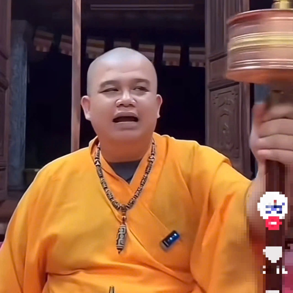 Sư thầy triệu view livestream bán hàng trên TikTok - 1 Sư thầy triệu view livestream bán hàng trên TikTok - 1
