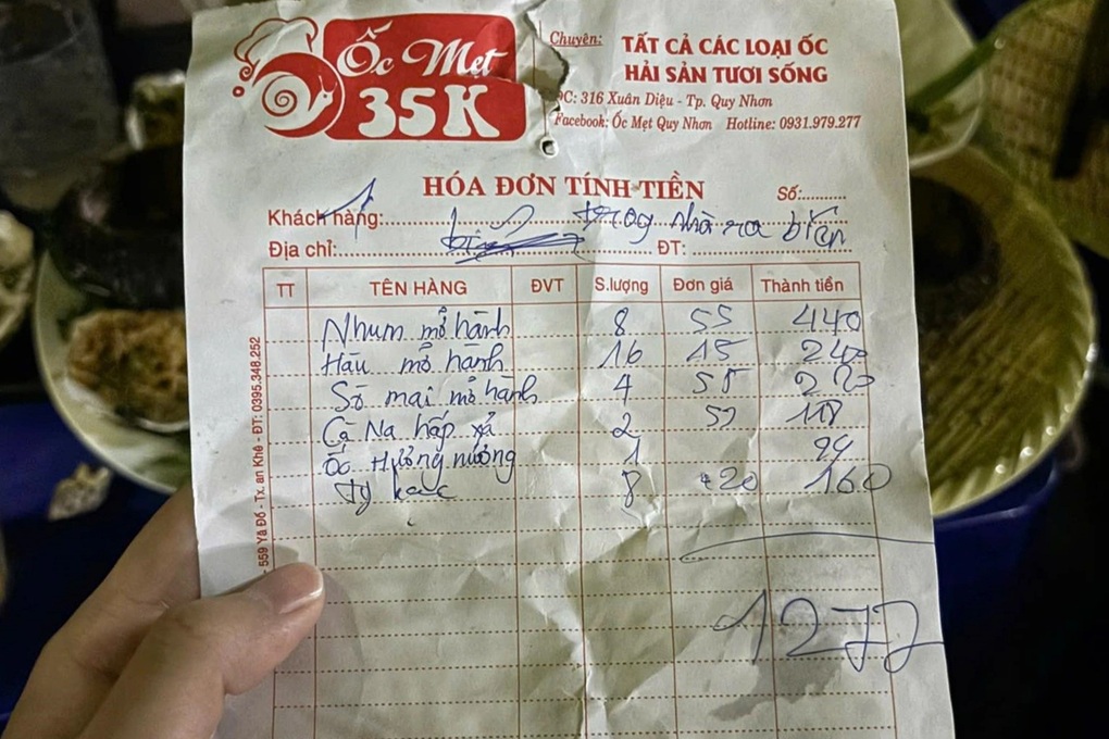 Xác minh vụ khách hàng kêu gọi tẩy chay quán ốc vì bán đồ ôi thiu - 2 Xác minh vụ khách hàng kêu gọi tẩy chay quán ốc vì bán đồ ôi thiu - 2