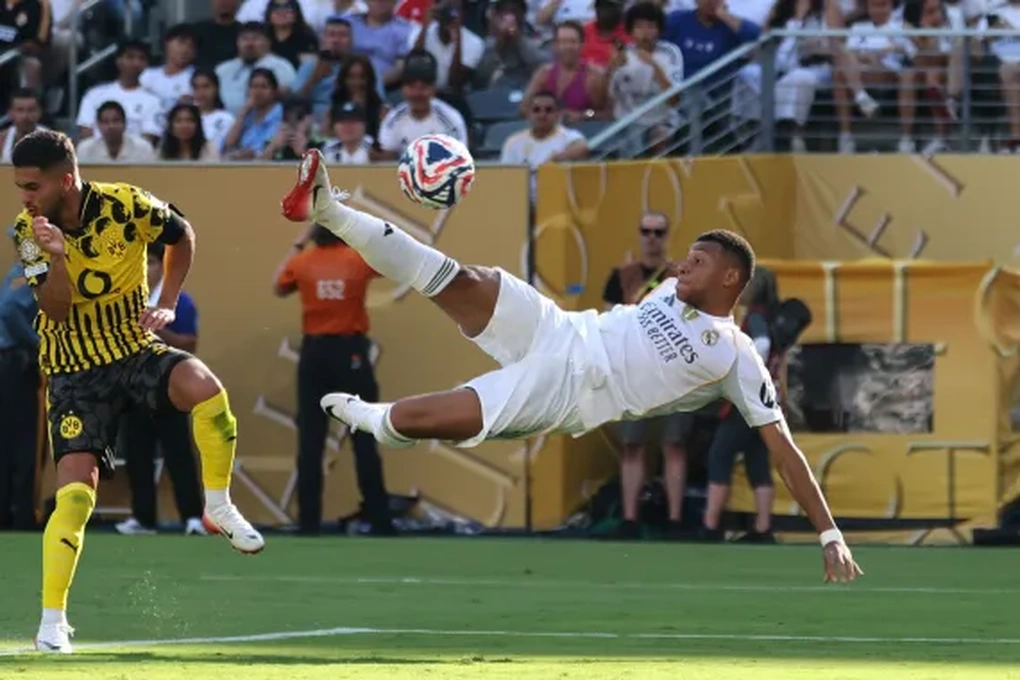 Mbappe tỏa sáng giúp Real Madrid đánh bại Dortmund, tiến vào bán kết - 2 Mbappe tỏa sáng giúp Real Madrid đánh bại Dortmund, tiến vào bán kết - 2