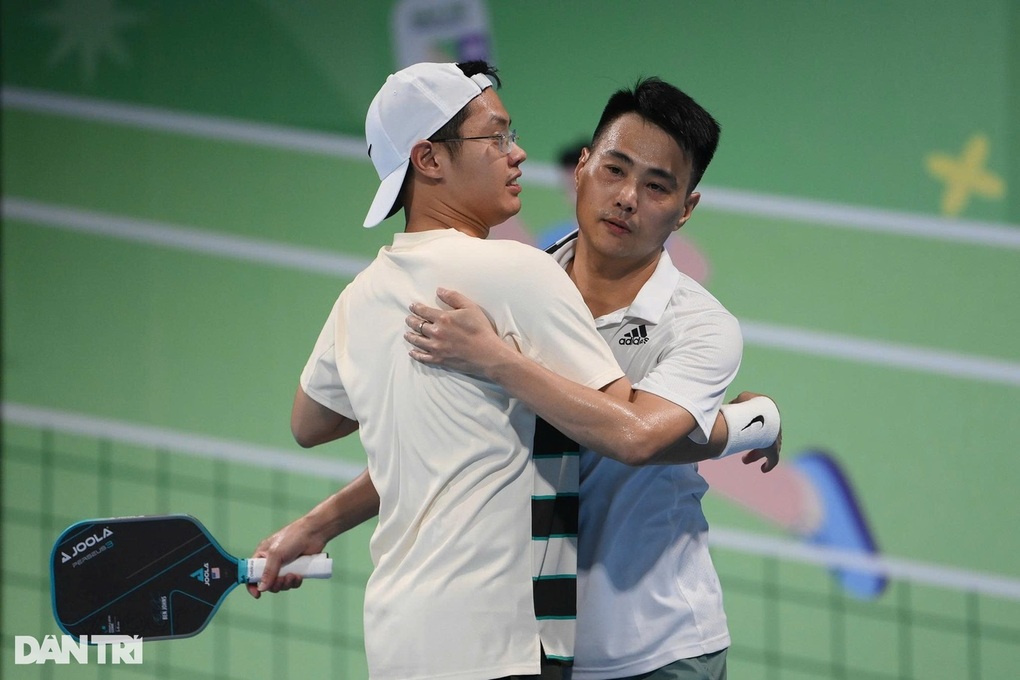 Các nhà vô địch giải đấu pickleball Dân trí 20 năm - Rực rỡ ngày mới - 8 Các nhà vô địch giải đấu pickleball Dân trí 20 năm - Rực rỡ ngày mới - 8