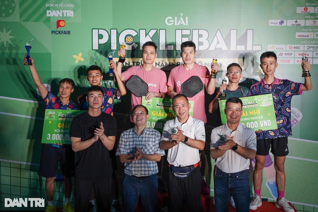 Các nhà vô địch giải đấu pickleball Dân trí 20 năm - Rực rỡ ngày mới - 9 Các nhà vô địch giải đấu pickleball Dân trí 20 năm - Rực rỡ ngày mới - 9