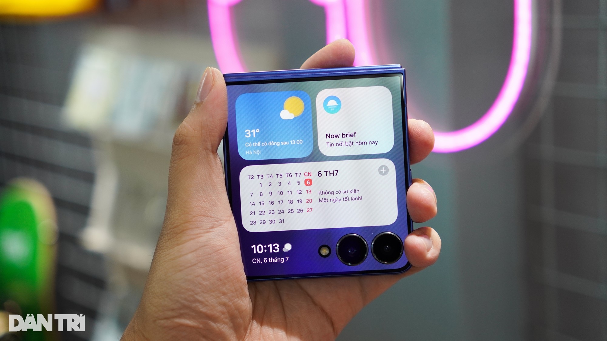 Samsung tung ra cùng lúc 3 điện thoại màn hình gập - 2 Samsung tung ra cùng lúc 3 điện thoại màn hình gập - 2