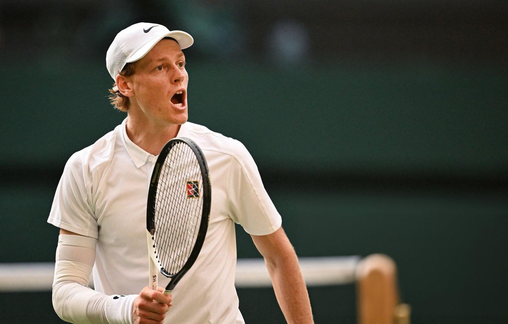 Đánh bại Alcaraz, Sinner lần đầu vô địch Wimbledon - 2 Đánh bại Alcaraz, Sinner lần đầu vô địch Wimbledon - 2