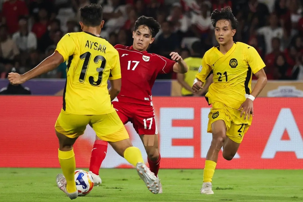 HLV U23 Malaysia khóc rưng rức, tuyên bố bất ngờ khi đội nhà bị loại - 2