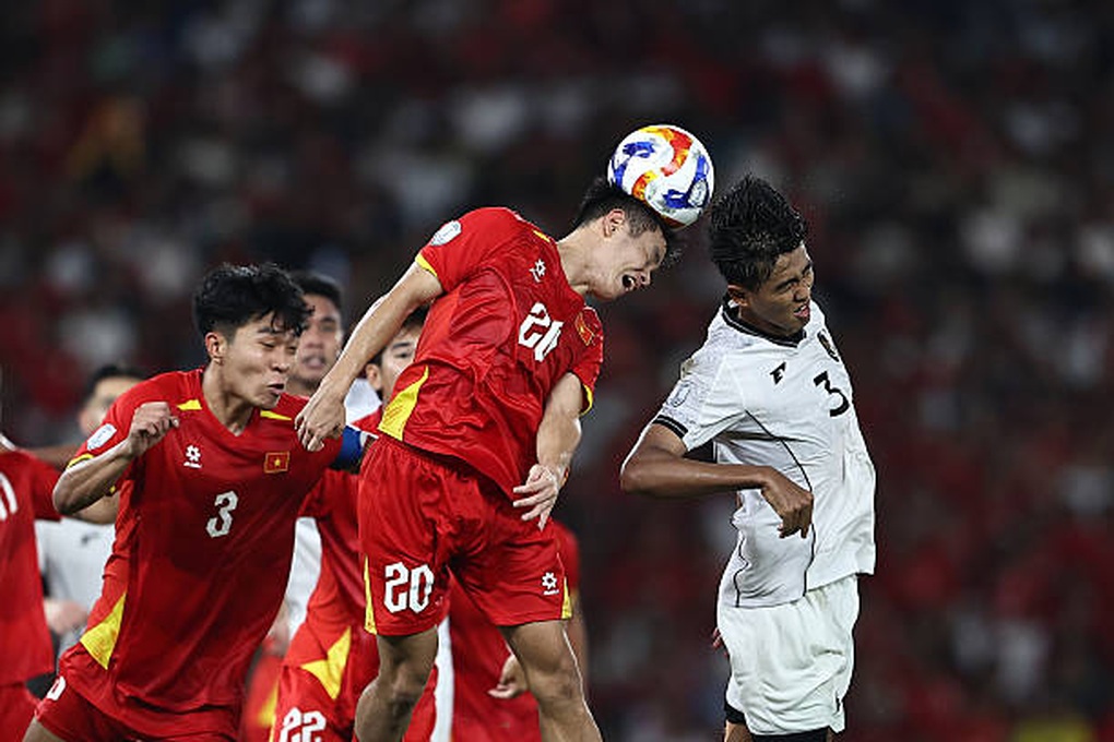 Bác sĩ U23 Việt Nam: Tôi không xếp chai nước để làm khó Indonesia - 3 Bác sĩ U23 Việt Nam: Tôi không xếp chai nước để làm khó Indonesia - 3