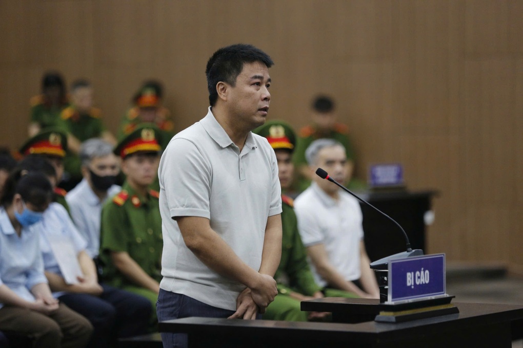 Cựu Chủ tịch Phúc Sơn đã thao túng, làm tha hoá, biến chất nhiều cán bộ - 1 Cựu Chủ tịch Phúc Sơn đã thao túng, làm tha hoá, biến chất nhiều cán bộ - 1