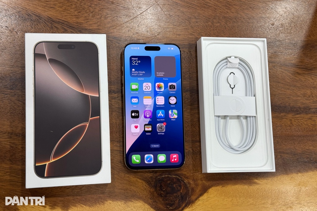 Giá iPhone 16 Pro Max giảm về mức thấp nhất từ khi lên kệ - 2 Giá iPhone 16 Pro Max giảm về mức thấp nhất từ khi lên kệ - 2