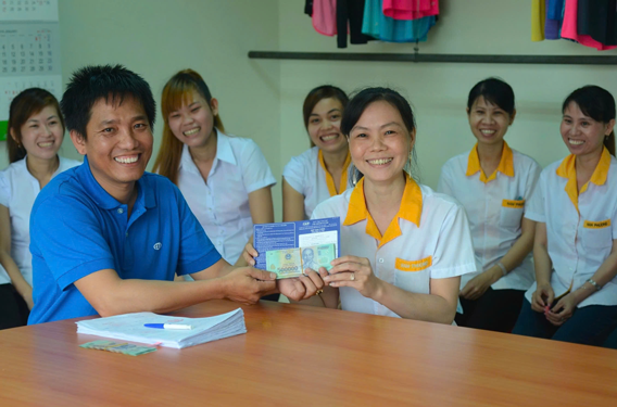 Giúp công nhân - lao động phòng tránh Giúp công nhân - lao động phòng tránh