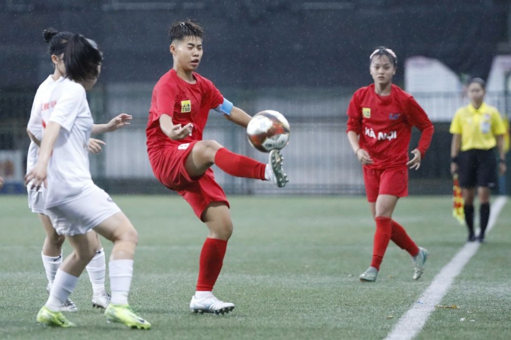 Hà Nội bảo vệ thành công chức vô địch giải U16 nữ Quốc gia - 1 Hà Nội bảo vệ thành công chức vô địch giải U16 nữ Quốc gia - 1