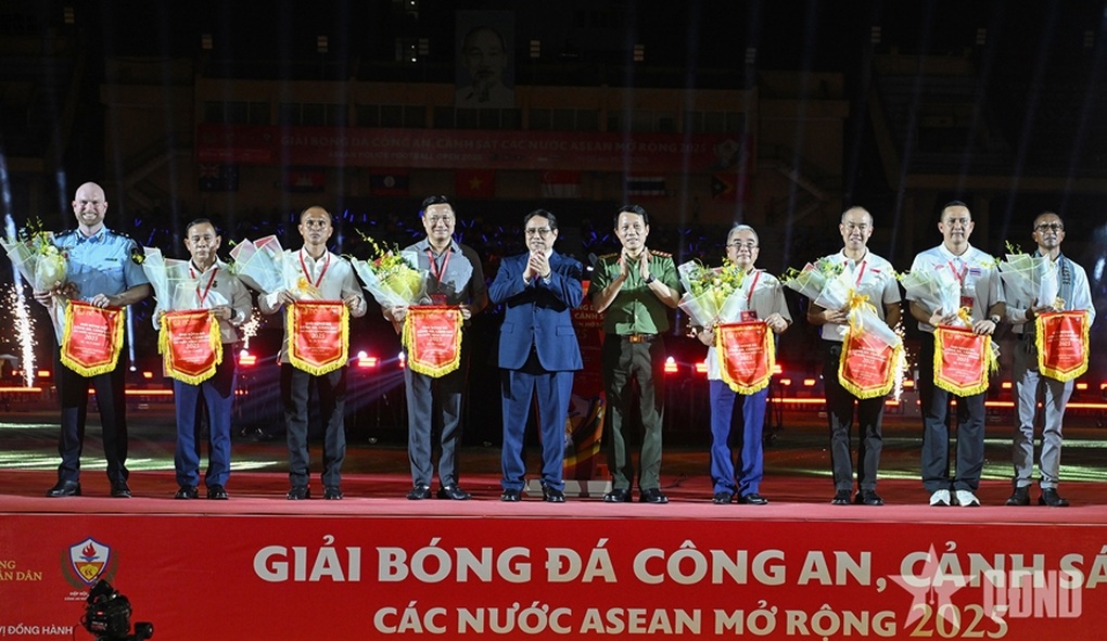 Khai mạc Giải bóng đá Công an, Cảnh sát các nước ASEAN mở rộng 2025 - 1 Khai mạc Giải bóng đá Công an, Cảnh sát các nước ASEAN mở rộng 2025 - 1