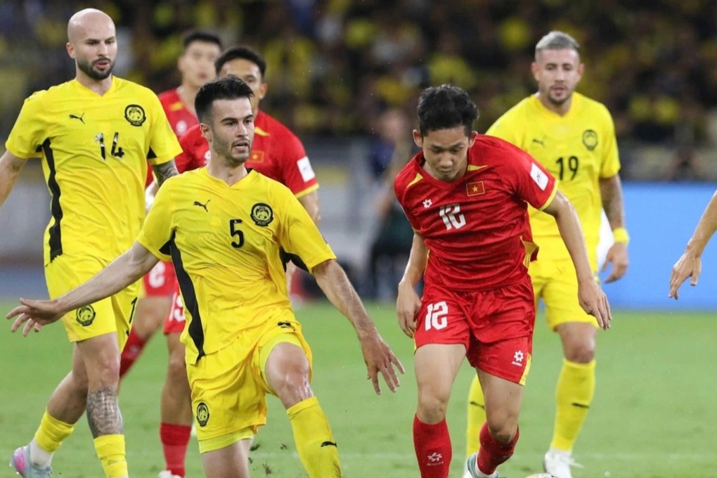 Malaysia có nguy cơ bị FIFA trừng phạt, chuyên gia tuyên bố sốc - 1 Malaysia có nguy cơ bị FIFA trừng phạt, chuyên gia tuyên bố sốc - 1