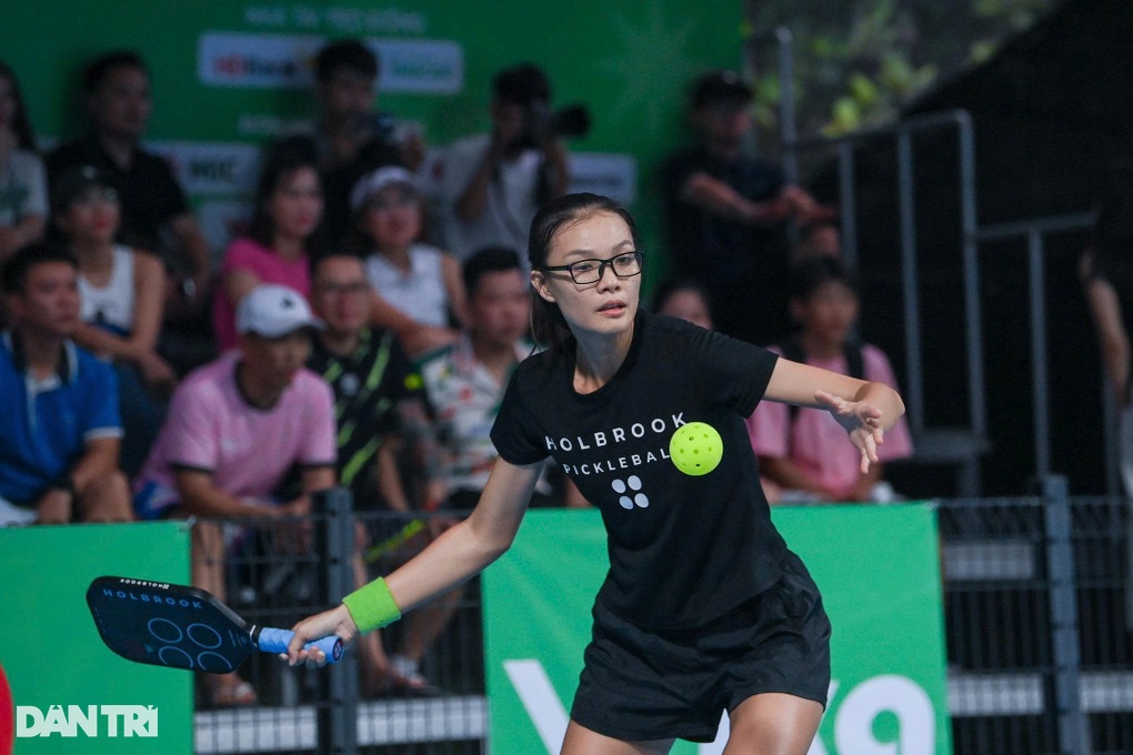 Nhà vô địch Đông Nam Á lên ngôi vương ở giải pickleball Dân trí - 1