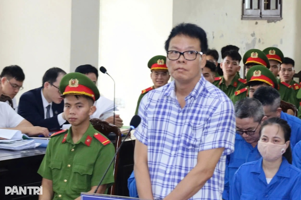 Ông Đồng Xuân Thụ bị đề nghị 13-14 năm tù - 1 Ông Đồng Xuân Thụ bị đề nghị 13-14 năm tù - 1