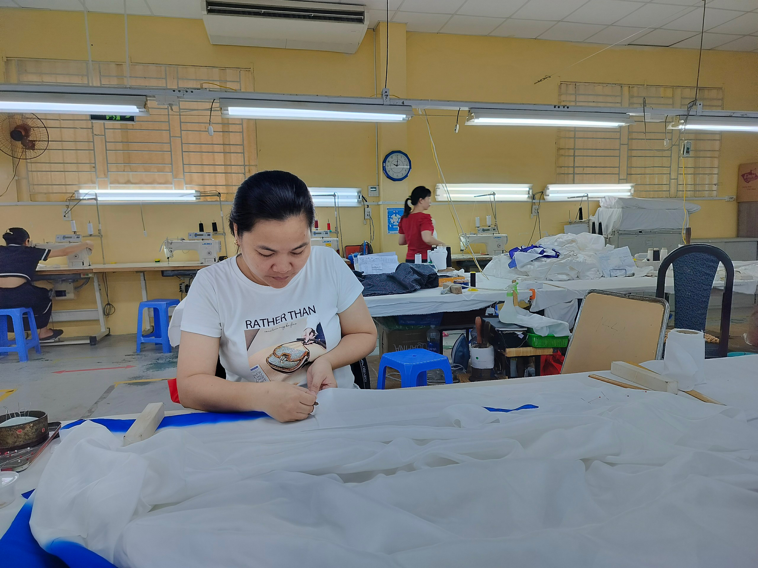 Tạo động lực cho hàng triệu lao động - Ảnh 1.
