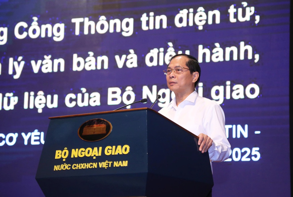 VNPT triển khai 3 phần mềm chuyển đổi số trọng yếu cho Bộ Ngoại giao - 1 VNPT triển khai 3 phần mềm chuyển đổi số trọng yếu cho Bộ Ngoại giao - 1