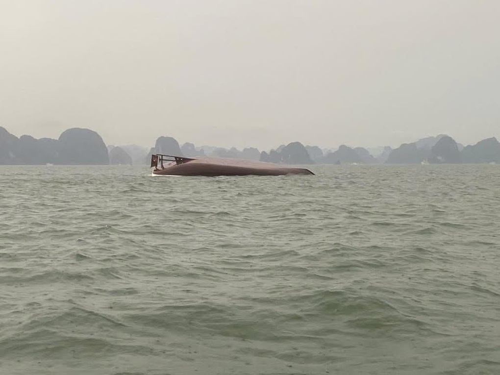 Vụ lật tàu trên Vịnh Hạ Long: Một doanh nghiệp lên tiếng - 2