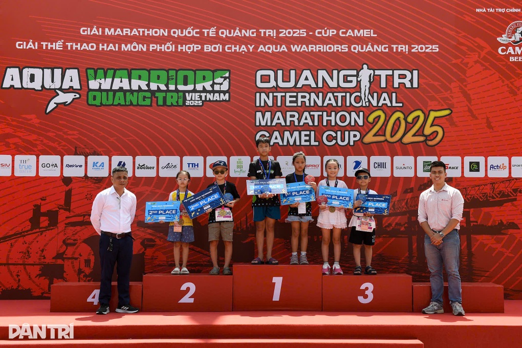 Aqua Warriors Quảng Trị 2025 vinh danh các nhà vô địch - 2
