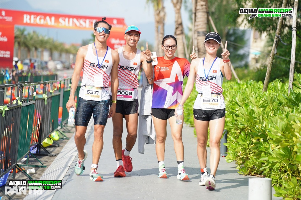 Những VĐV tài năng, xinh đẹp ở Aqua và Quảng Trị International Marathon - 3 Những VĐV tài năng, xinh đẹp ở Aqua và Quảng Trị International Marathon - 3