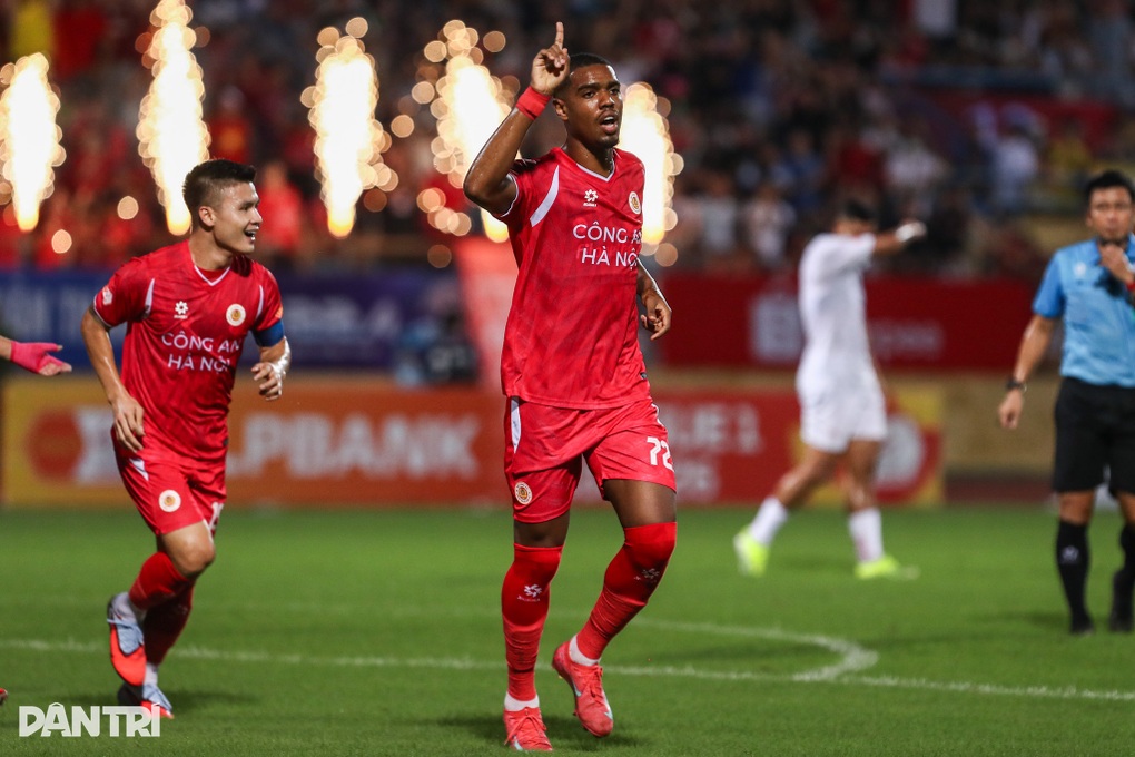 CLB Công an Hà Nội chia điểm với Thể Công Viettel ở ngày mở màn V-League - 2
