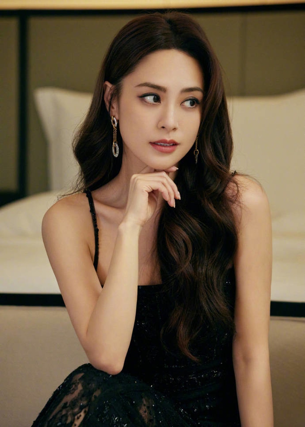 Cuộc sống “phú bà” của ngọc nữ Chung Hân Đồng sau những cuộc tình đổ vỡ - 3