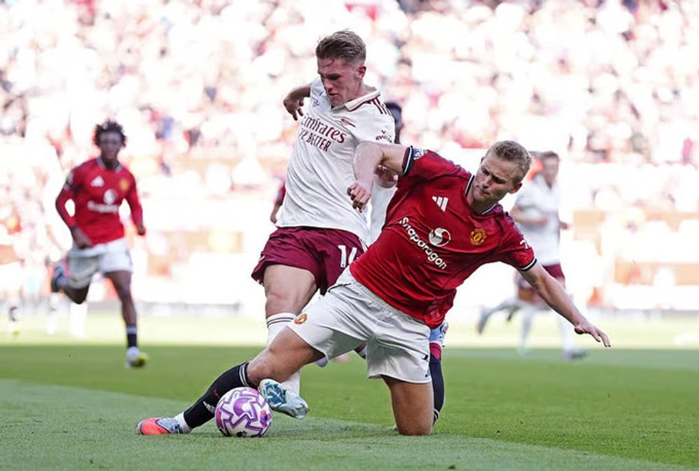 Man Utd: Thất bại cũ nhưng hình hài mới - 3