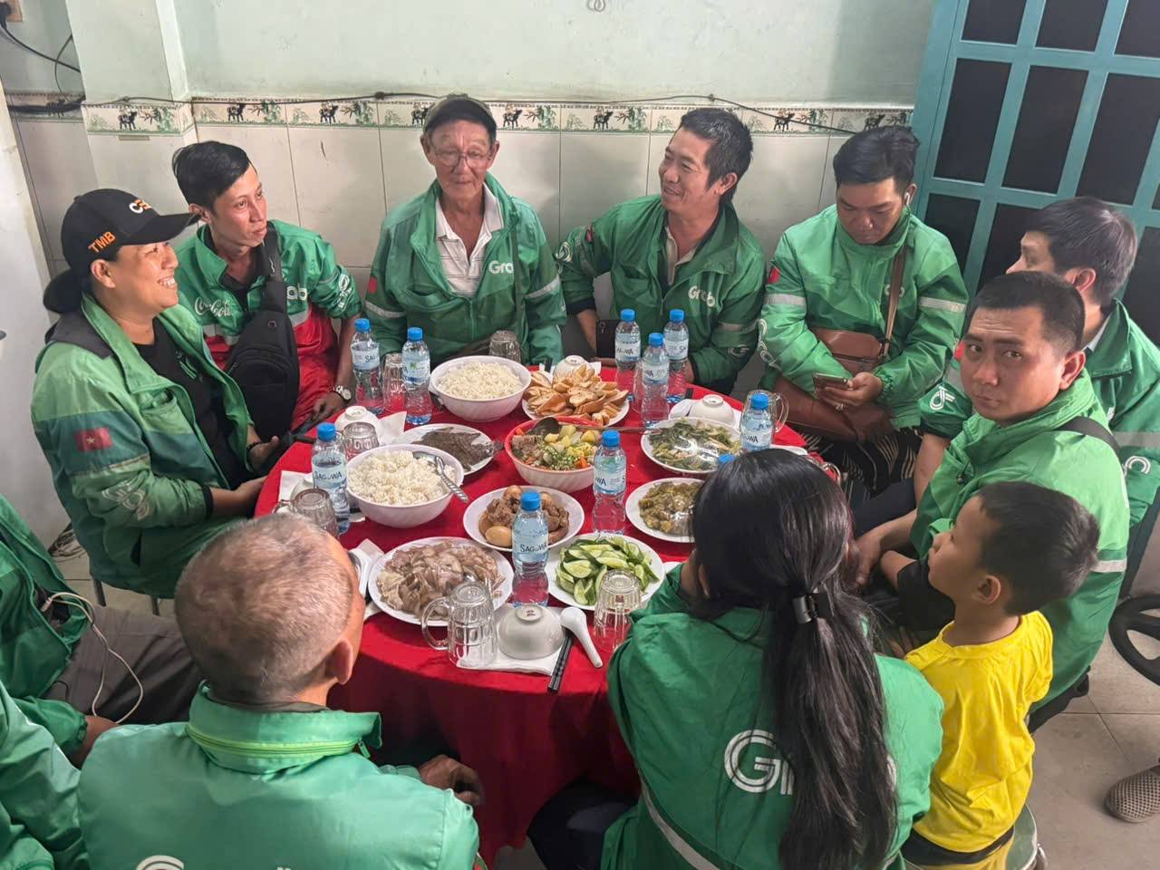 Nhiều hoạt động an sinh ý nghĩa hướng về cộng đồng - Ảnh 3.