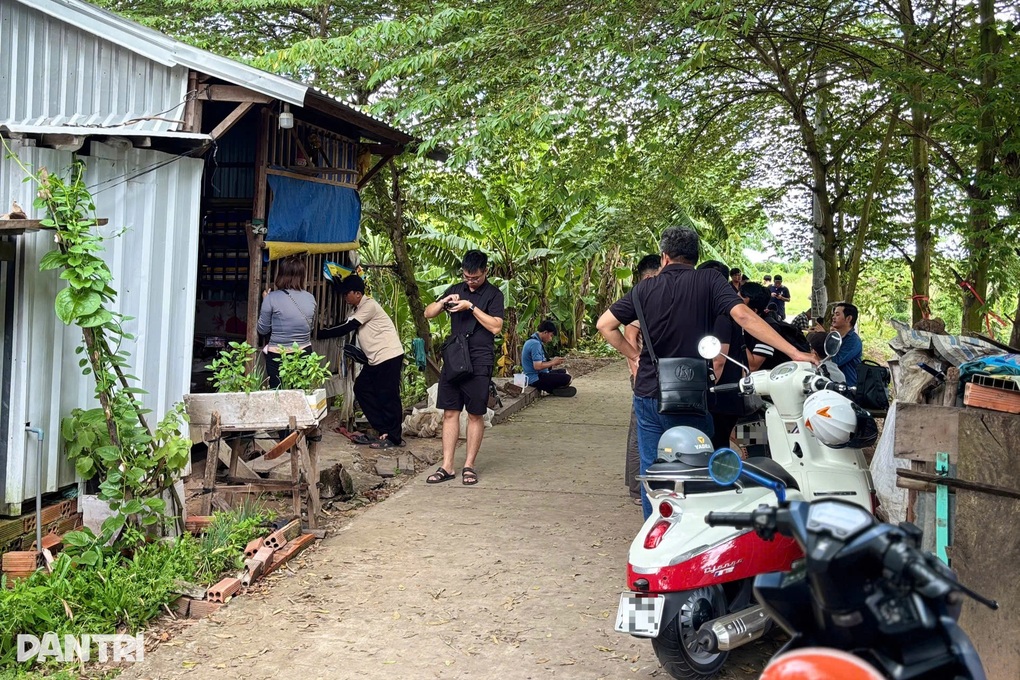 Người đàn ông nghèo cưu mang vợ nhặt 11 năm và cuộc chia ly chóng vánh - 4