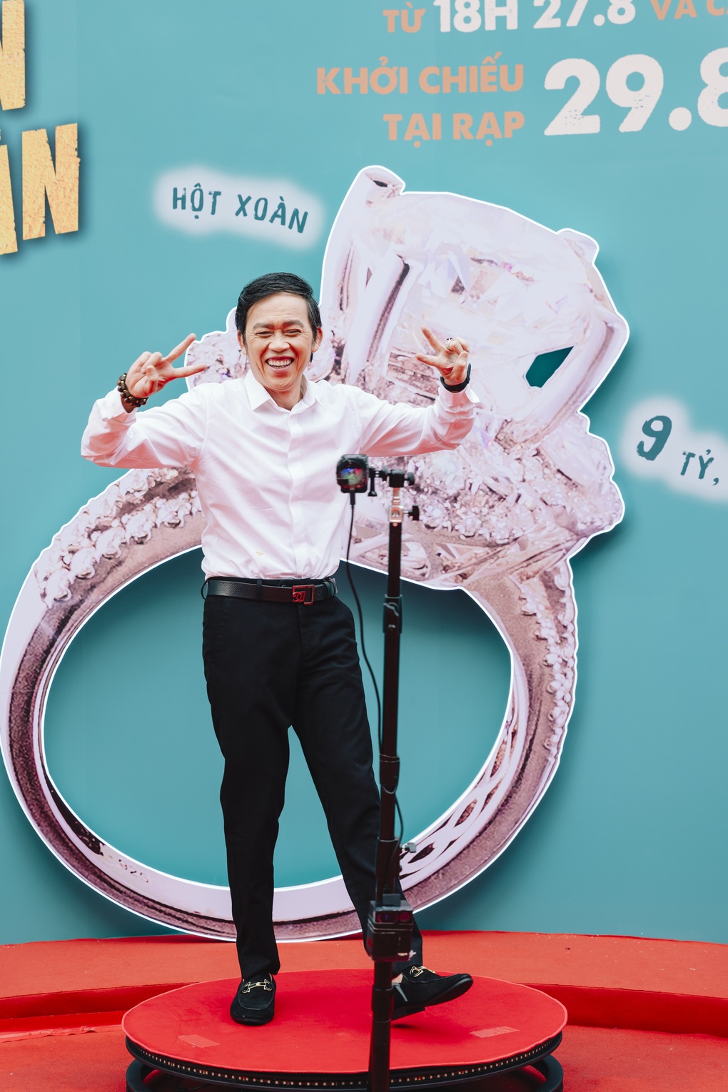 Đạo diễn Trung Lùn tiết lộ sức khỏe nghệ sĩ Phước Sang sau cơn đột quỵ - 3 Đạo diễn Trung Lùn tiết lộ sức khỏe nghệ sĩ Phước Sang sau cơn đột quỵ - 3