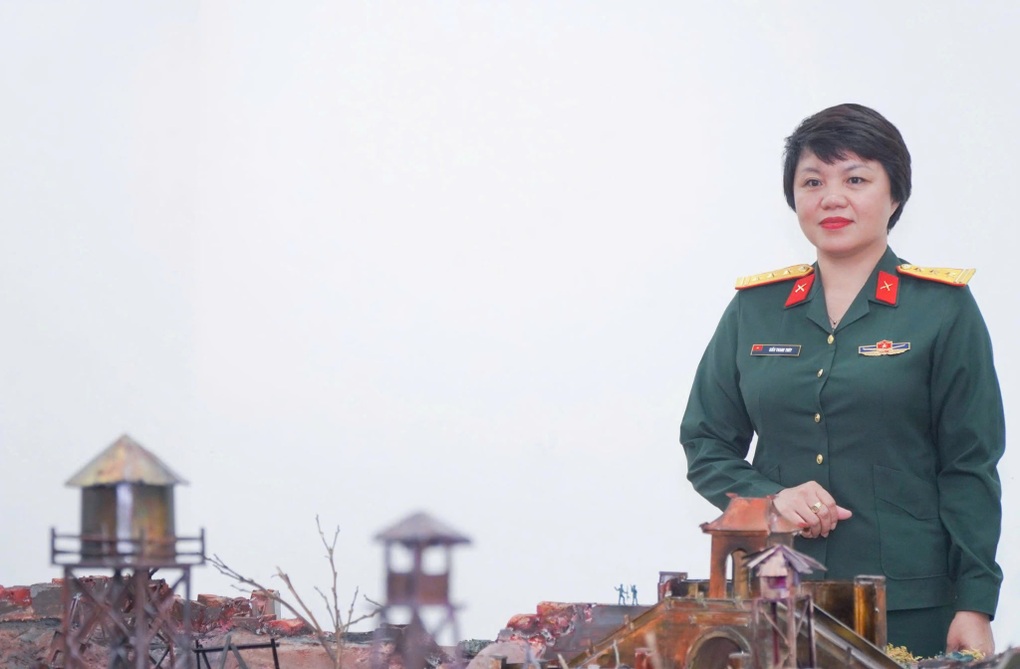 “Mưa đỏ” gây bão phòng vé, nhà sản xuất nói gì về kinh phí? - 2 “Mưa đỏ” gây bão phòng vé, nhà sản xuất nói gì về kinh phí? - 2