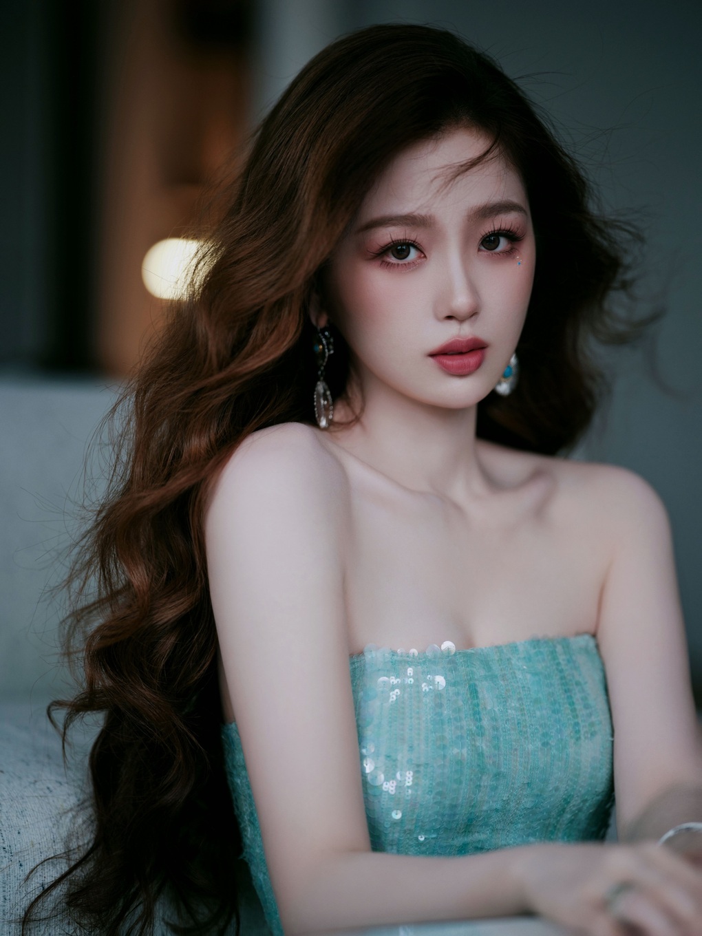 Sóng gió thử thách ngọc nữ ngậm thìa vàng Ngu Thư Hân - 3 Sóng gió thử thách ngọc nữ ngậm thìa vàng Ngu Thư Hân - 3