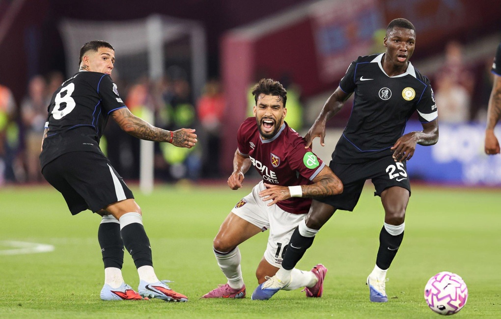 Chelsea thắng tưng bừng 5 sao trên sân West Ham - 1 Chelsea thắng tưng bừng 5 sao trên sân West Ham - 1