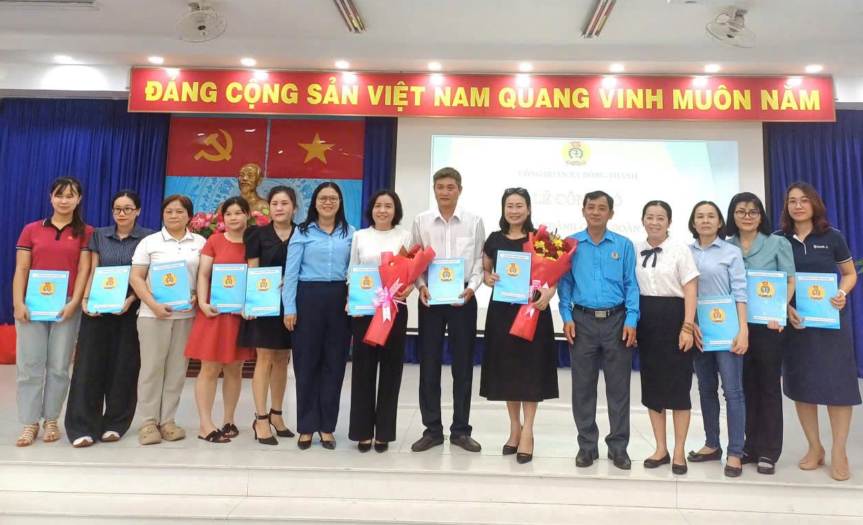 Công đoàn phường, xã đẩy mạnh chăm lo cho đoàn viên sau khi thành lập- Ảnh 1.