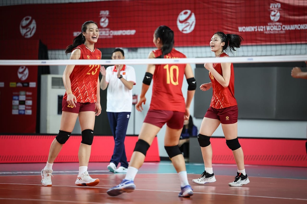 Đội tuyển bóng chuyền nữ U21 Việt Nam xếp hạng 19 tại giải thế giới - 1