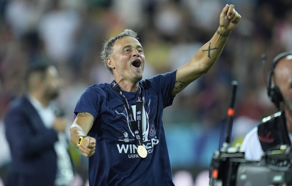 HLV Enrique: PSG không xứng đáng giành Siêu cúp châu Âu - 2