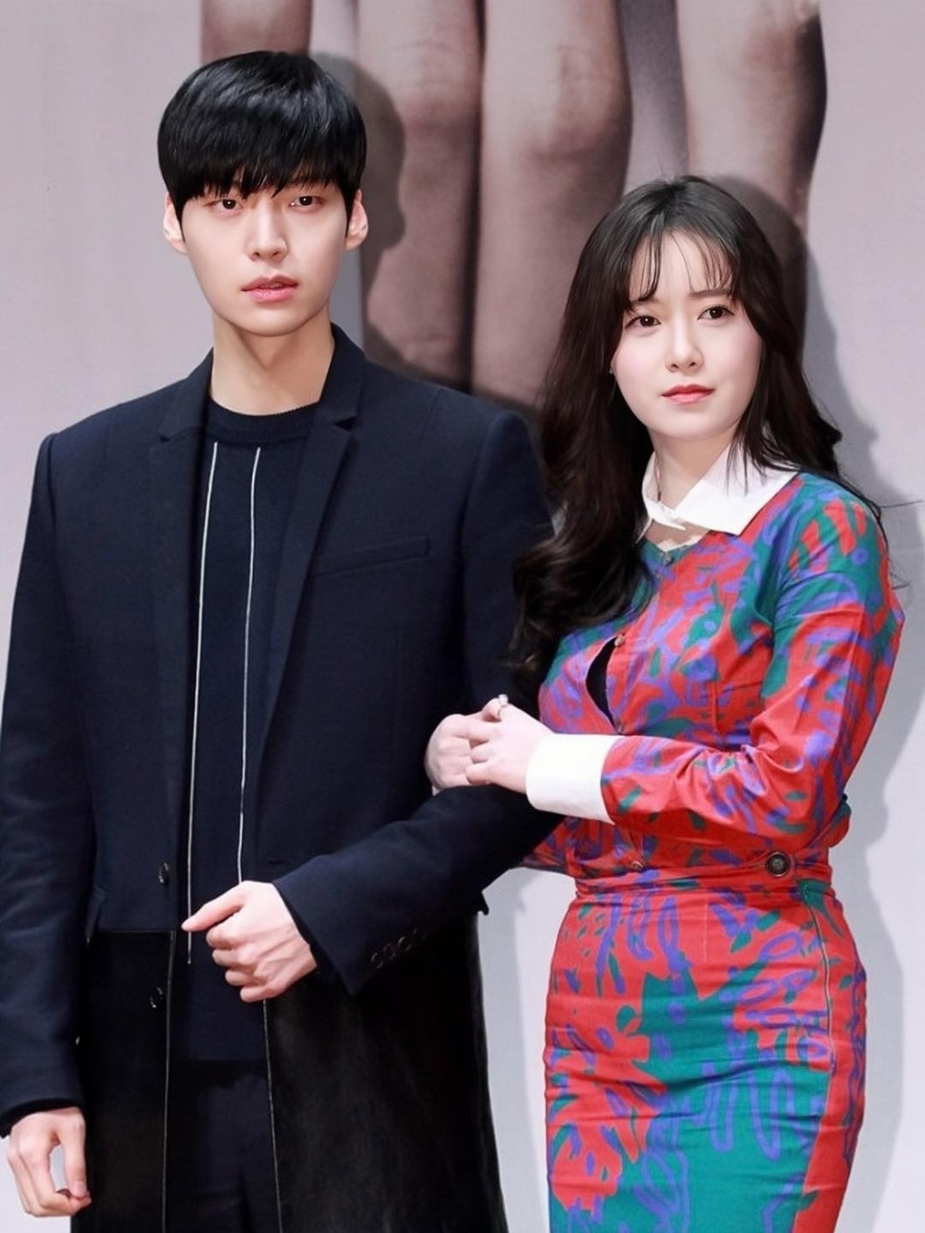 Ly hôn 5 năm, “nàng Cỏ” Goo Hye Sun bất ngờ nhắc nhở chồng cũ - 1