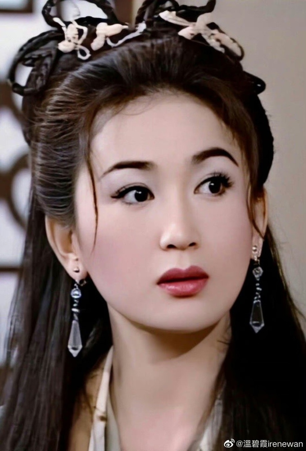 Ôn Bích Hà: Mỹ nhân U60 trẻ mãi không già, nói lý do không sinh con - 2 Ôn Bích Hà: Mỹ nhân U60 trẻ mãi không già, nói lý do không sinh con - 2