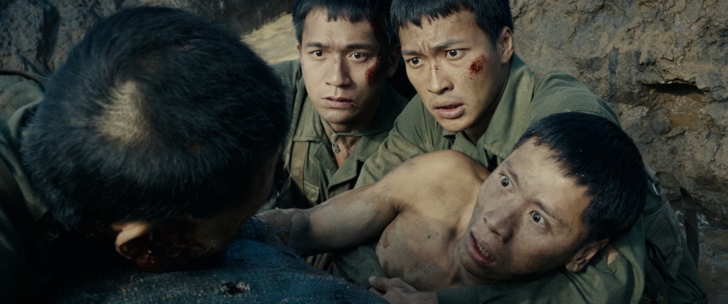 Phim “Mưa đỏ” lập kỷ lục, thu 46 tỷ đồng sau ngày đầu công chiếu - 1 Phim “Mưa đỏ” lập kỷ lục, thu 46 tỷ đồng sau ngày đầu công chiếu - 1