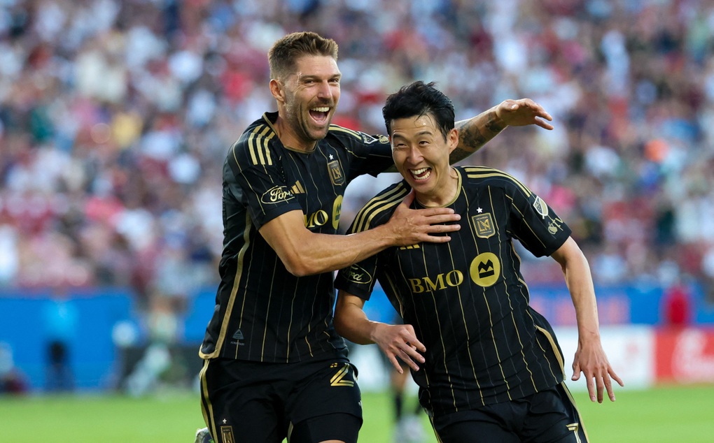 Son Heung Min ghi bàn sút phạt đẳng cấp sau khi phá kỷ lục của Messi - 1