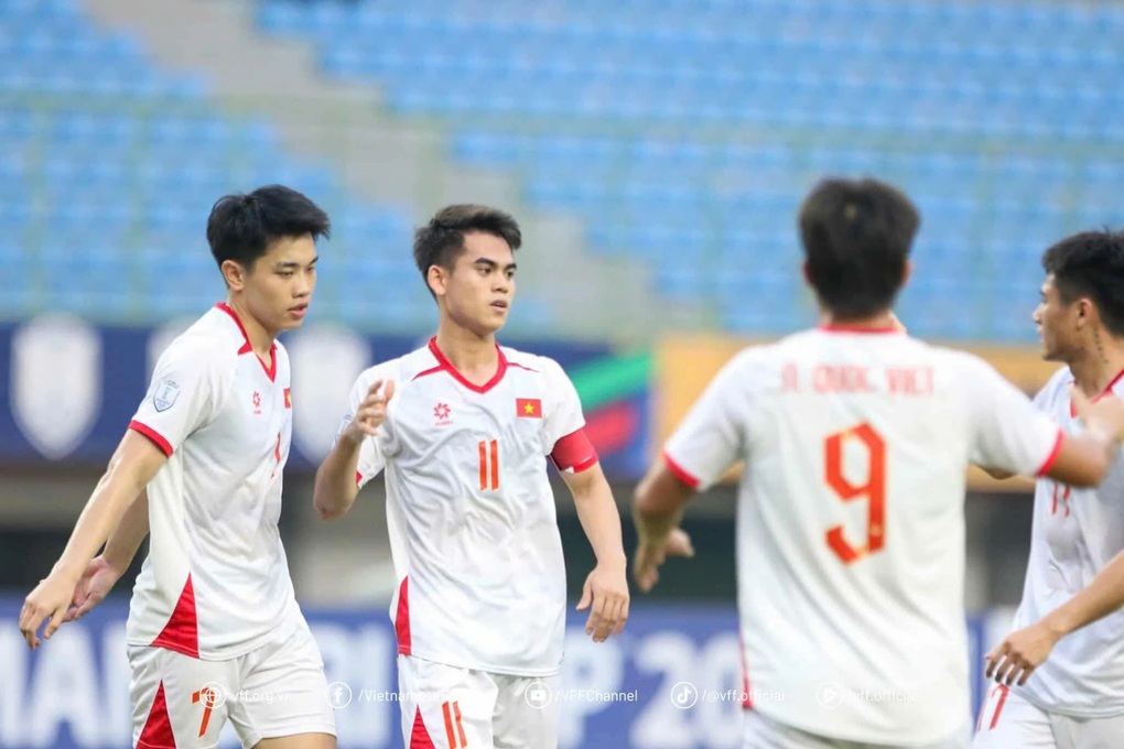 Tân binh Việt kiều được gọi lên đội tuyển U23 Việt Nam - 1