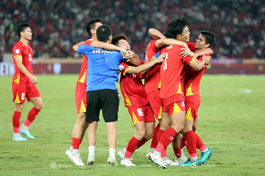 U23 Việt Nam tạo nên điều đặc biệt trên sân Gelora Bung Karno - 1