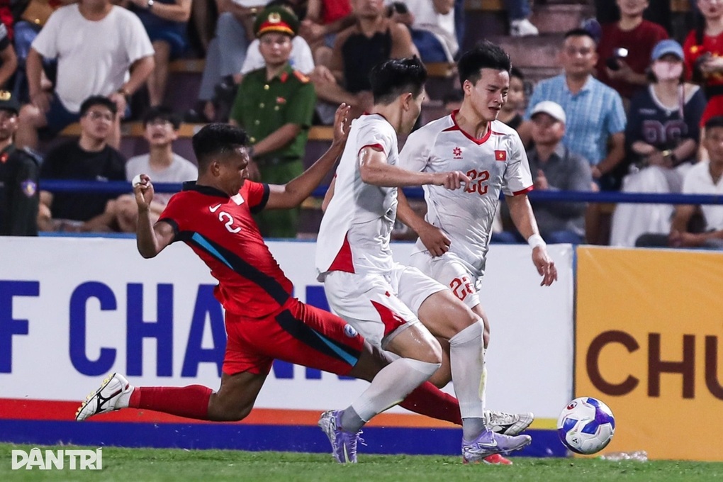 Trọng tài Indonesia “cầm cân nảy mực” trận quyết định của U23 Việt Nam - 2 Trọng tài Indonesia “cầm cân nảy mực” trận quyết định của U23 Việt Nam - 2