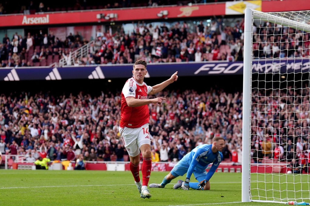 Gyokeres khai hỏa, Arsenal vùi dập Nottingham Forest - 2