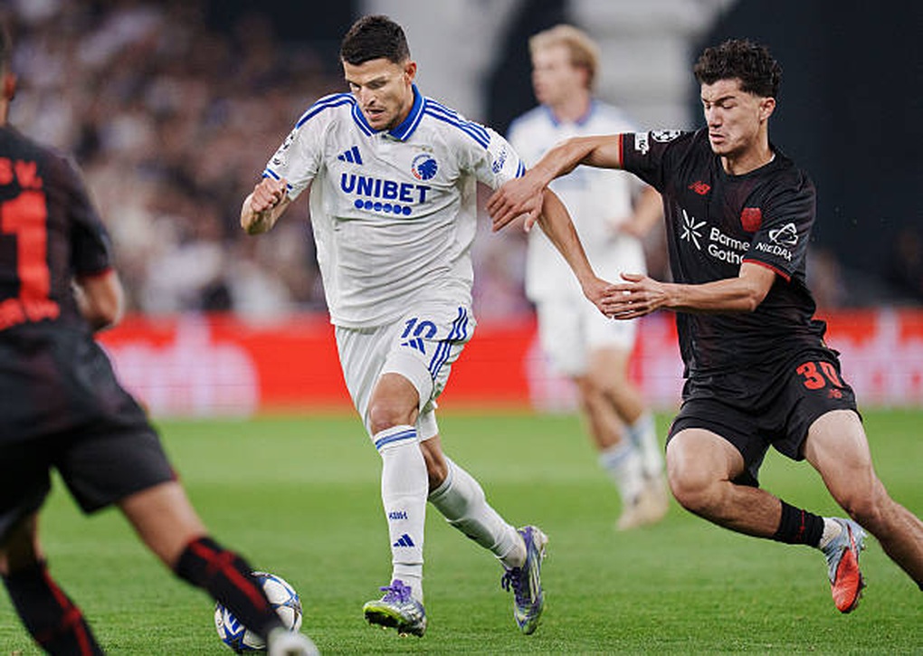 Cầu thủ gốc Việt đắt giá nhất thế giới làm nên lịch sử ở Champions League - 2